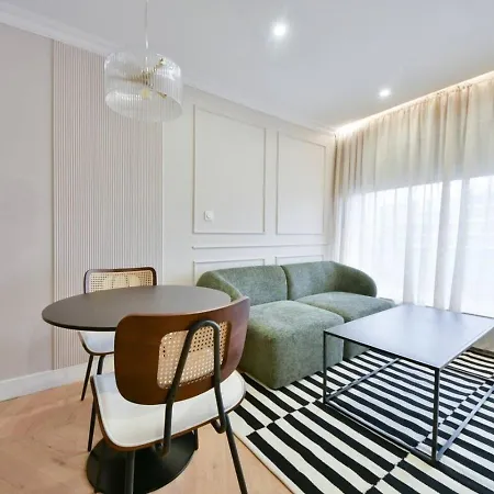 Apartment Luxury With Stunning Eiffel Tower View *