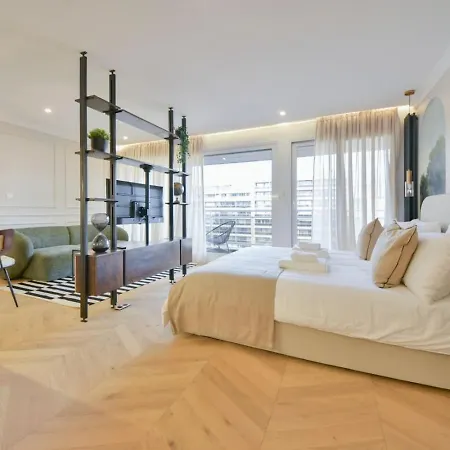 Luxury With Stunning Eiffel Tower View Apartment